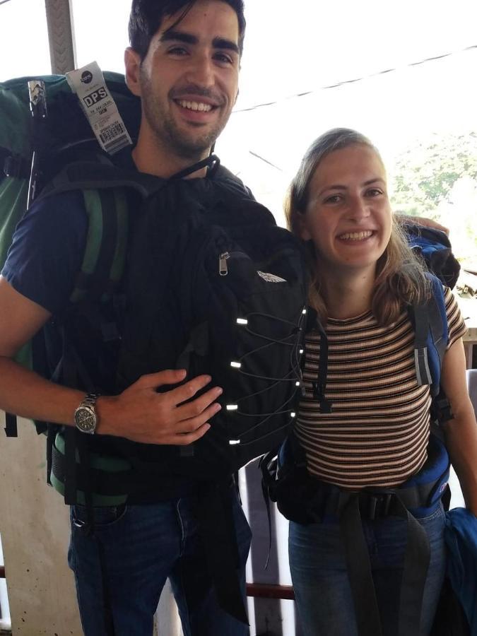 玛琅Griya Backpacker Pak Yon住宿加早餐旅馆 外观 照片